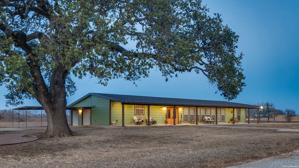 Photo of 1725 Fm 2504, Poteet, TX 78065 (MLS # 1942377)
