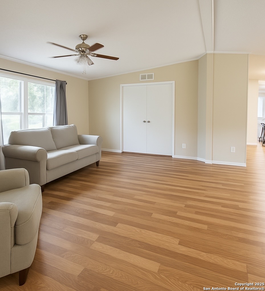 309 Hickory