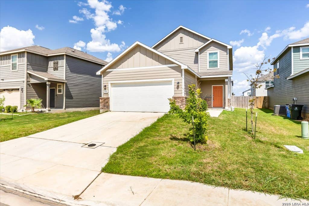 Photo of 2521 Ayers Dr, Seguin, TX 78155 (MLS # 2007099)