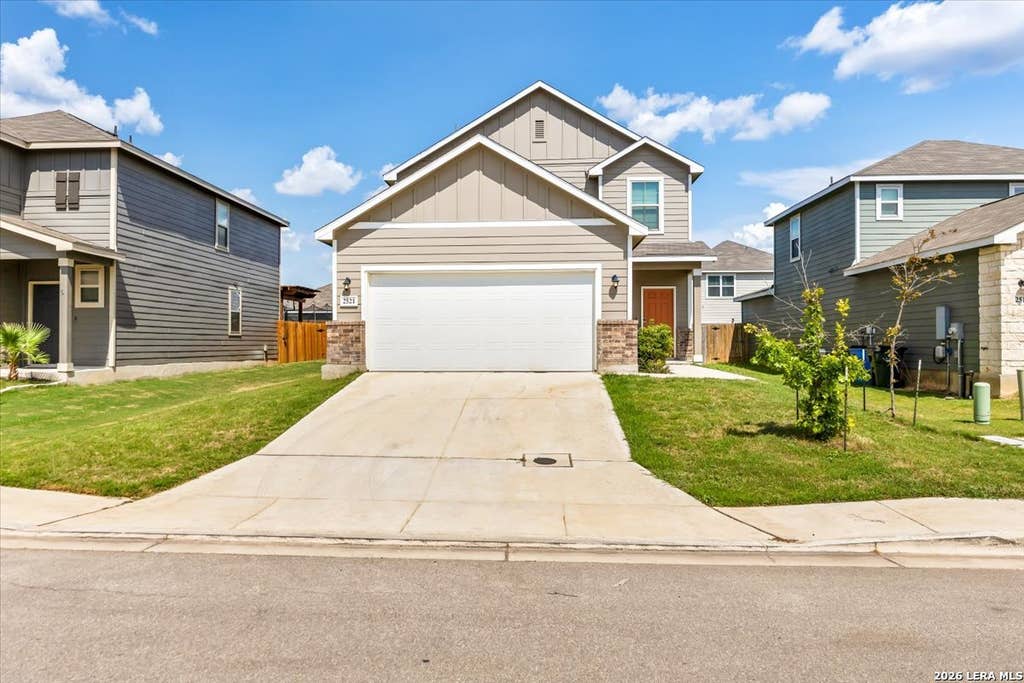 Photo of 2521 Ayers Dr, Seguin, TX 78155 (MLS # 2007099)