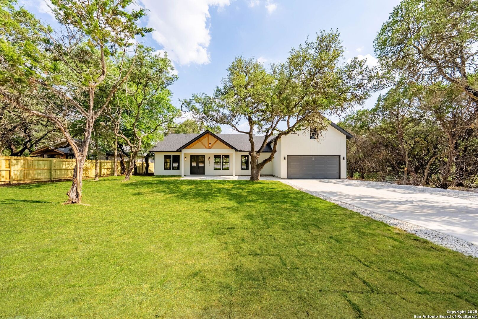 8622 Indian Hills Lane