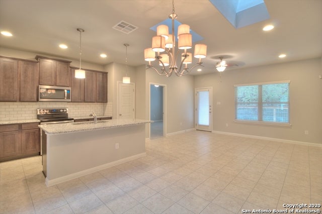 Photo of 10 Serena Vista, San Antonio, TX 78251 (MLS # 2009651)