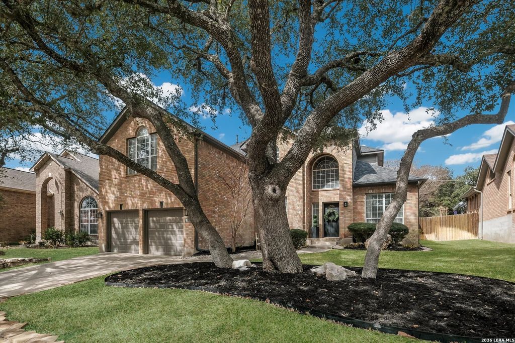 Photo of 823 Peg Oak, San Antonio, TX 78258 (MLS # 1946145)