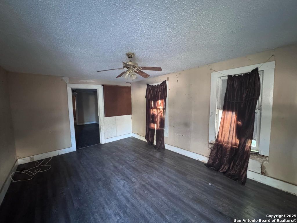 Photo of 910 Green, San Antonio, TX 78225 (MLS # 1893551)