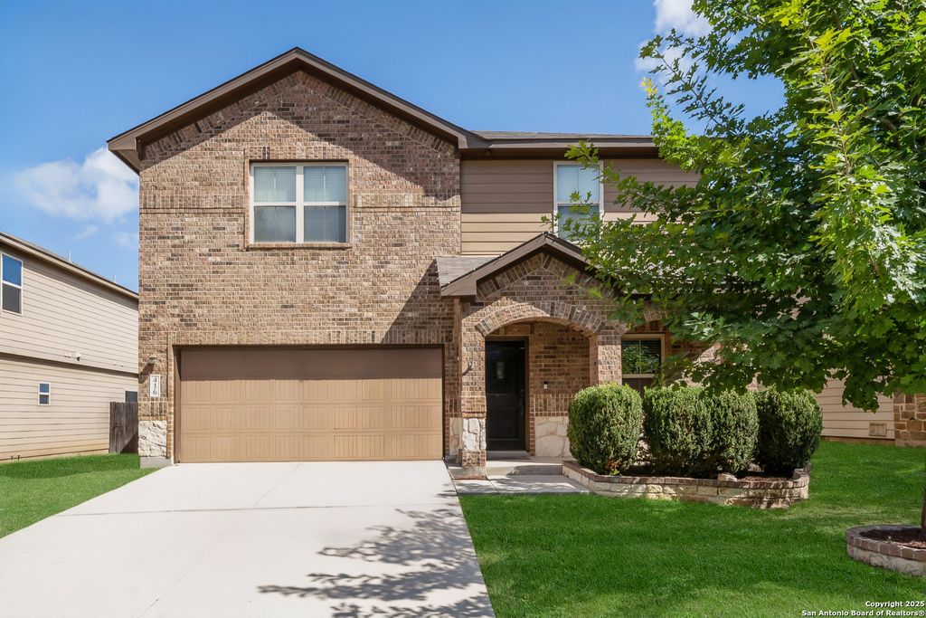 Photo of 416 Stonebrook Dr, Cibolo, TX 78108 (MLS # 1879501)