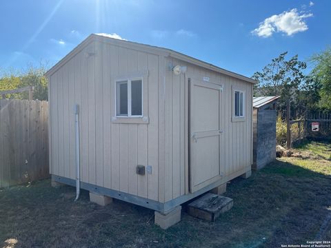 A home in Canyon Lake