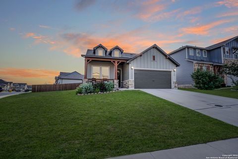 4907 OXBOW BND St Hedwig TX 78152