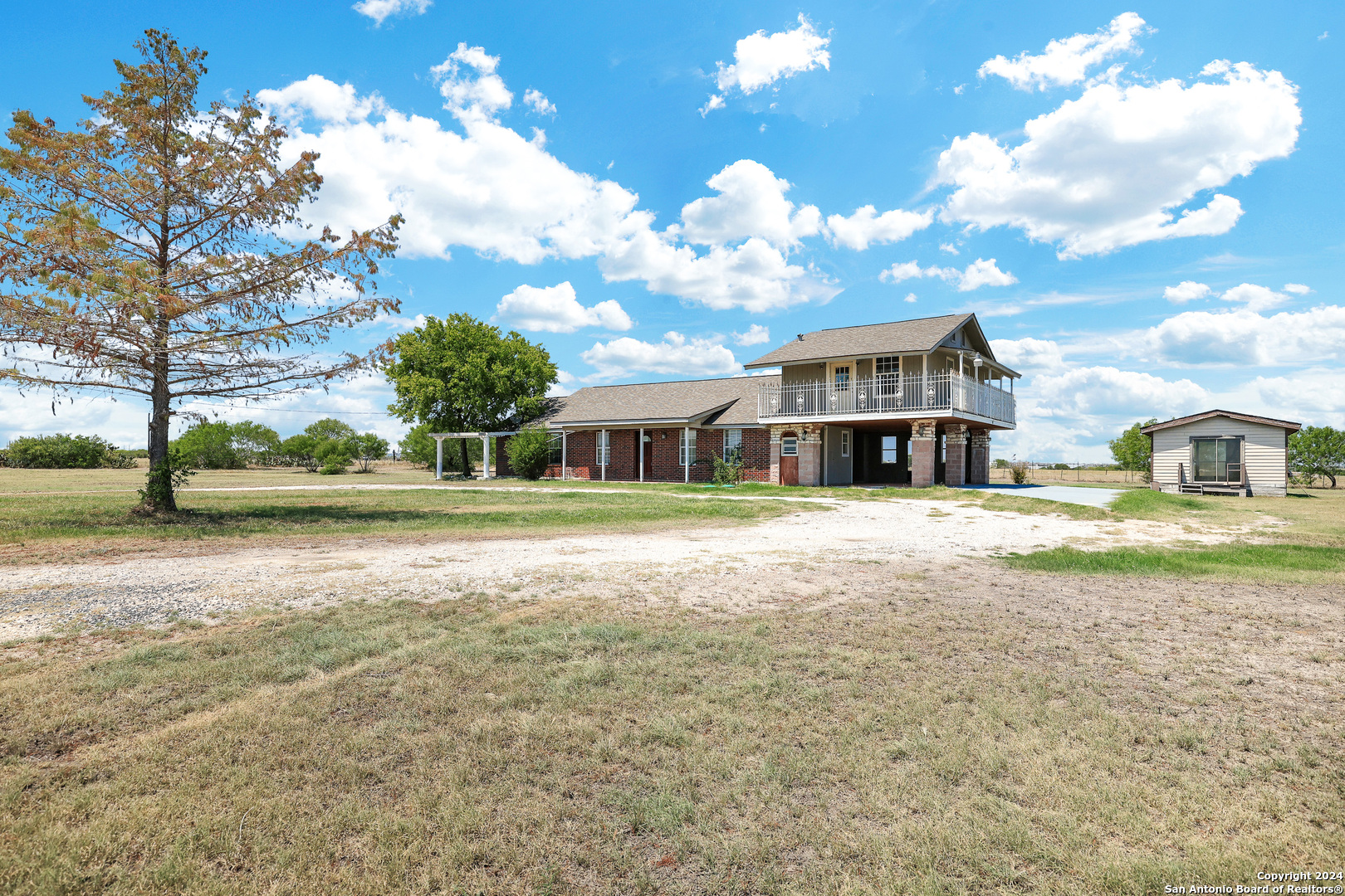 View Converse, TX 78109 house