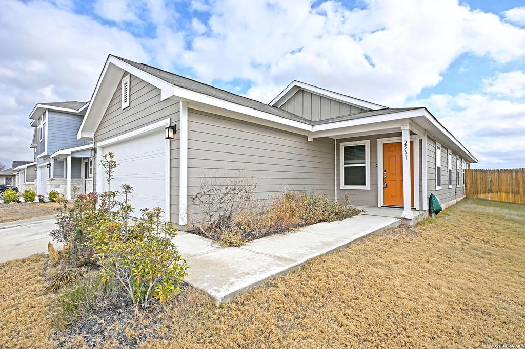 Photo of 2561 Solon Lane, Seguin, TX 78155 (MLS # 1939022)