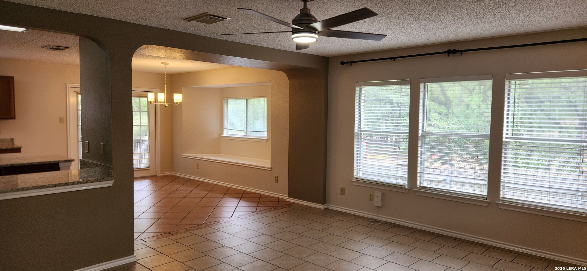 15902 Walnut Creek