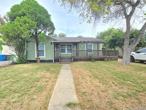 527 Meadowlane San Antonio TX 78209