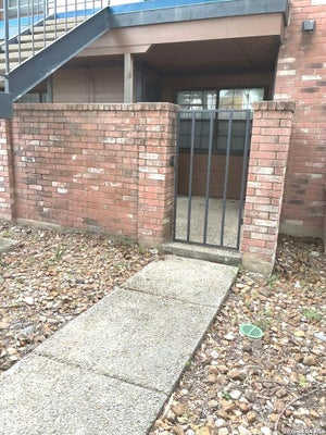 4803 HAMILTON WOLFE RD APT 103, SAN ANTONIO, TX 78229 - Image 291f4984e7b8e5eb9fbee45fa5ff357e/3470119166