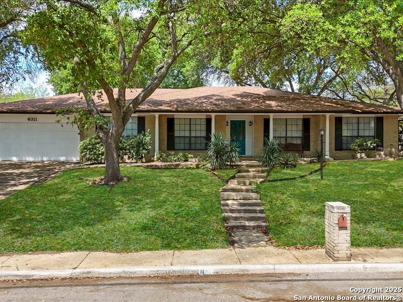 6311 Meadow Grove