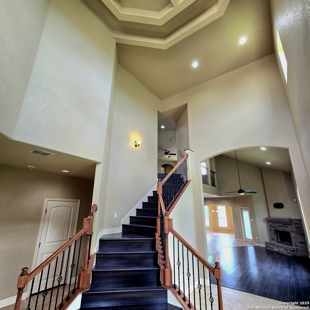 13700 Trailside Ln