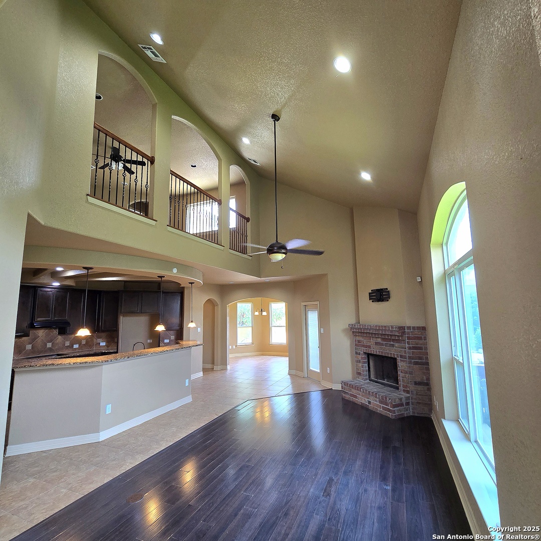 13700 Trailside Ln