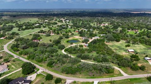 A home in Floresville