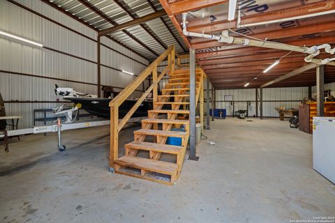 A home in Floresville