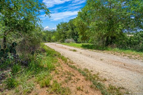 A home in Floresville