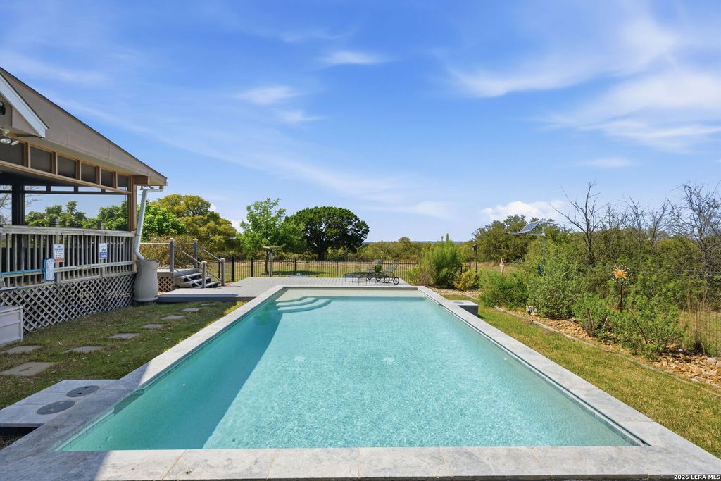 Photo of 108 Agarita Court, Boerne, TX 78006 (MLS # 1952175)