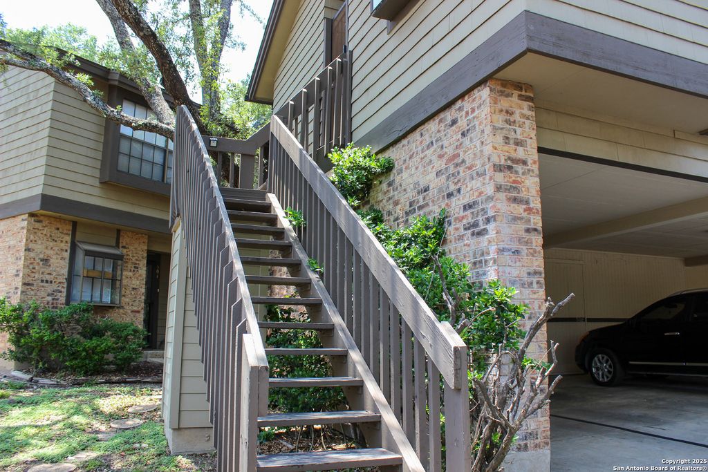 Photo of 11815 Vance Jackson 301 #301, San Antonio, TX 78230 (MLS # 1878491)
