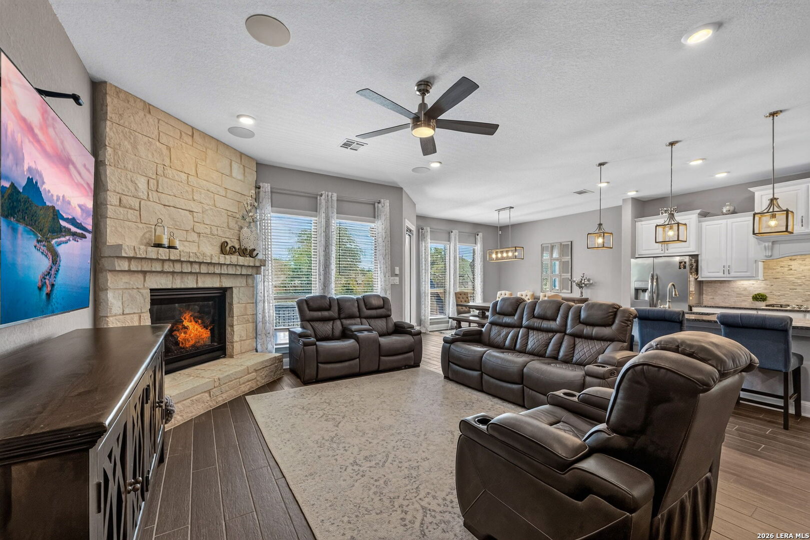 8218 CLARET CUP WAY