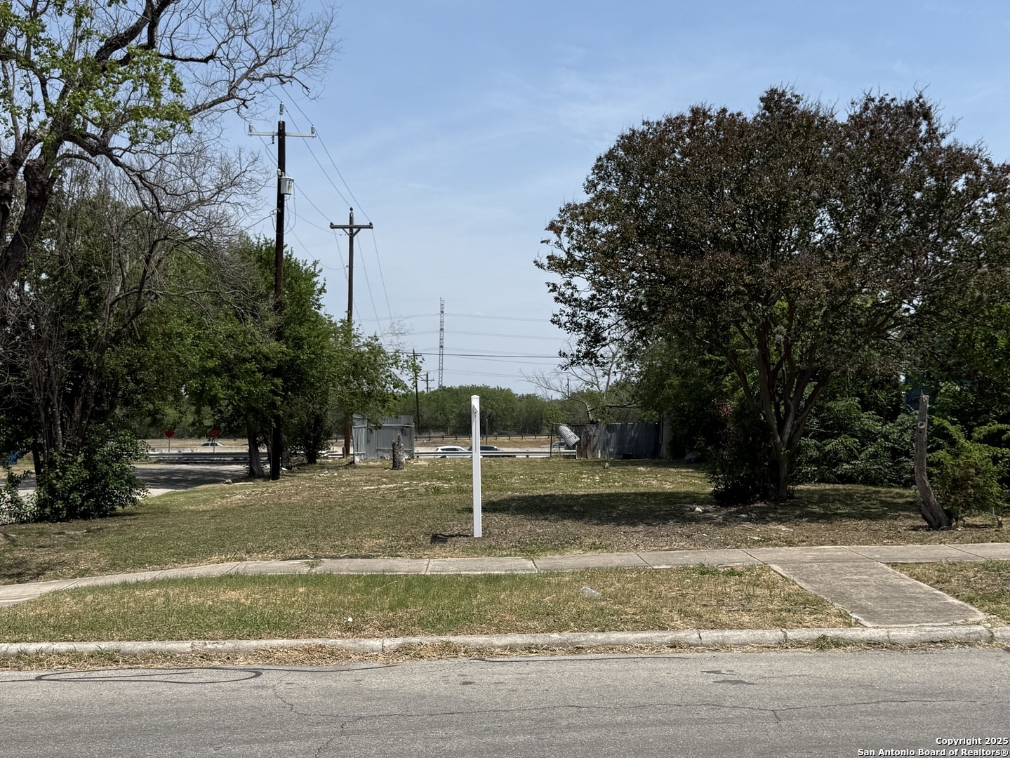 603 E Drexel Ave