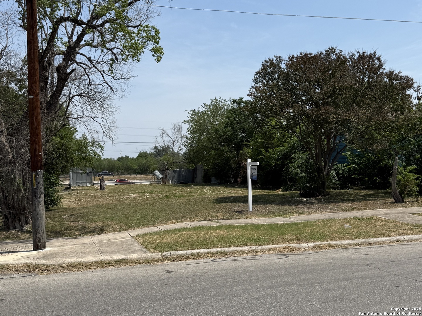 603 E Drexel Ave