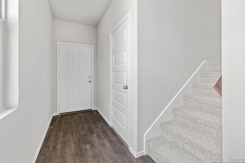 Photo of 2434 Dry Moss, San Antonio, TX 78224 (MLS # 1956714)