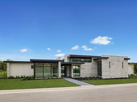 Property photo of 22 Vista Gredos, San Antonio, TX 78257