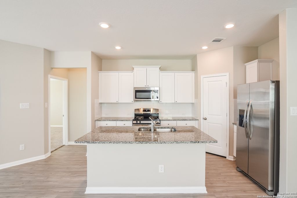 Photo of 8022 Dovers Den, San Antonio, TX 78253 (MLS # 1923339)