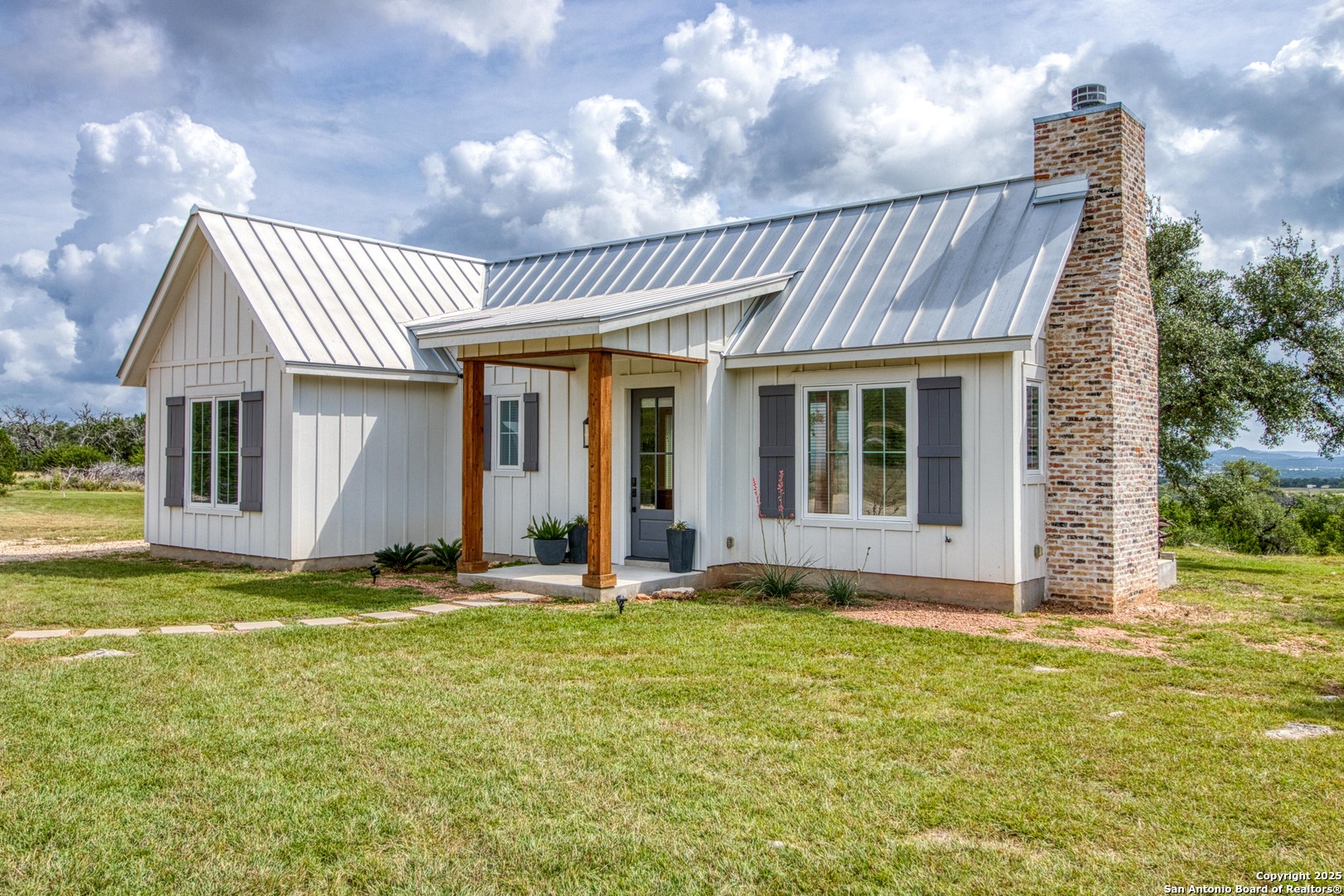 1604 Farm to Market 1077