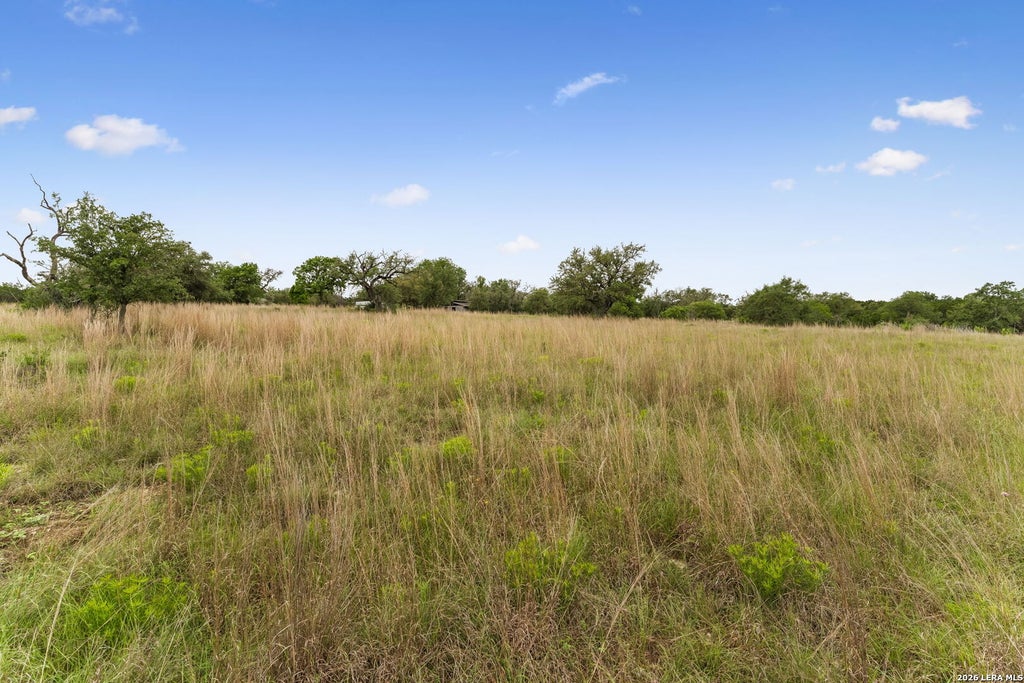 Photo of 997 Gw Edwards Lane, Pipe Creek, TX 78063 (MLS # 1964137)