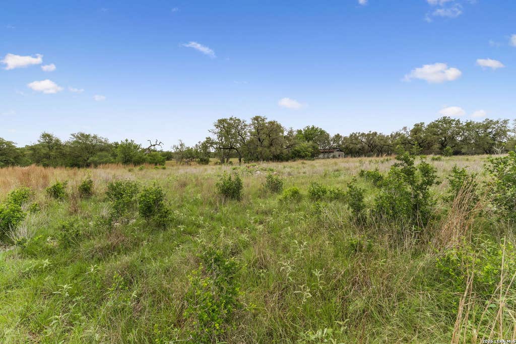 Photo of 997 Gw Edwards Lane, Pipe Creek, TX 78063 (MLS # 1964137)