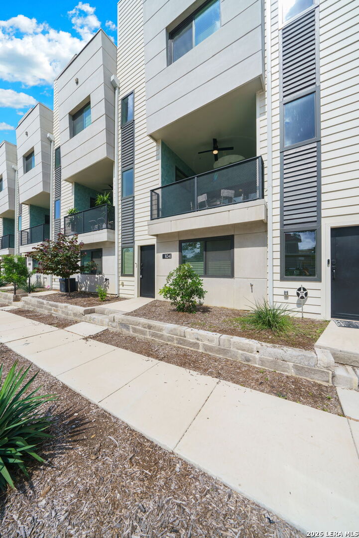 Photo of 203 PASCHAL ST 104 #104, San Antonio, TX 78212 (MLS # 2017158)