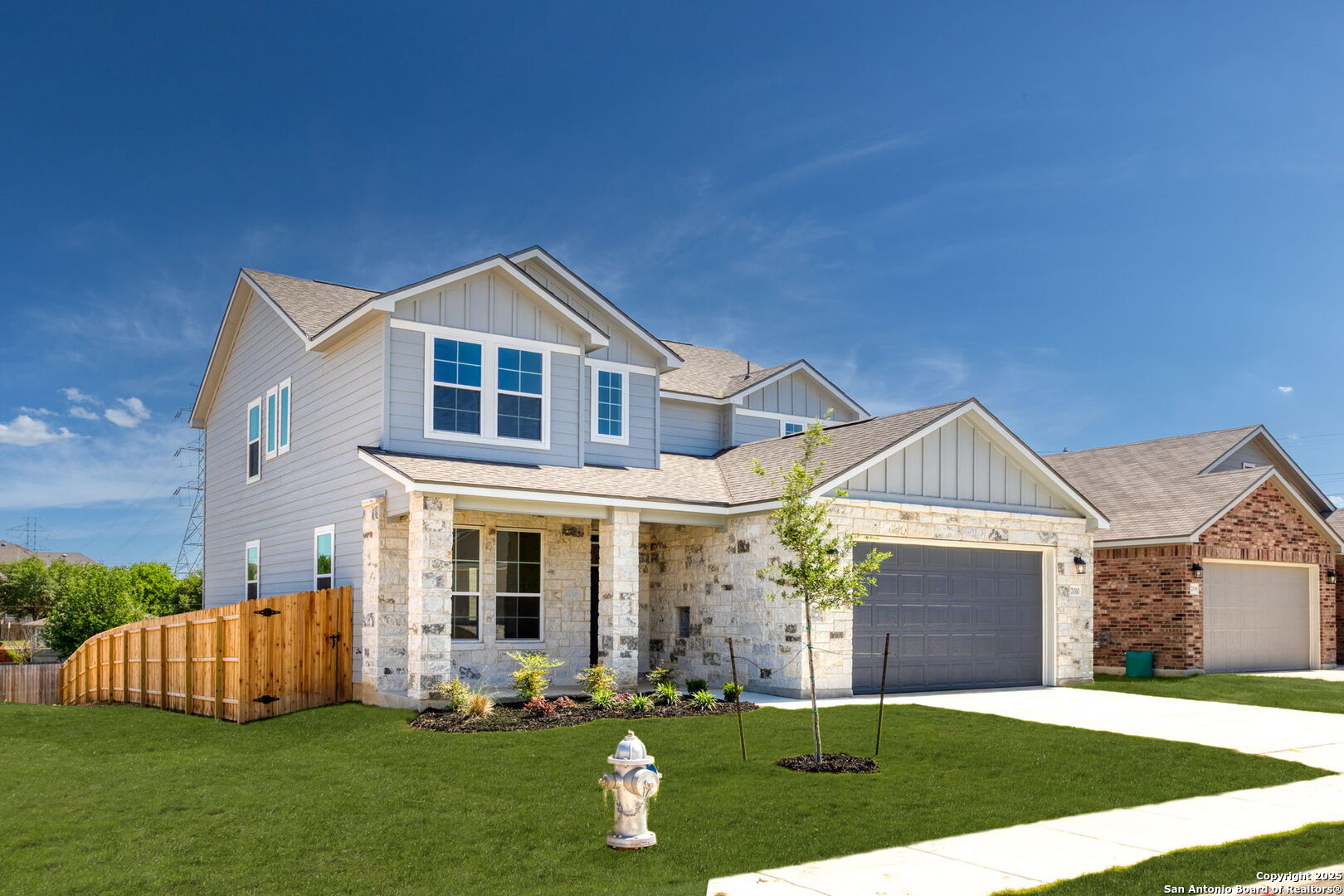 7010 Walkers Loop