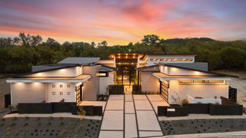 Single Family Residence at 24606 Cliff Line