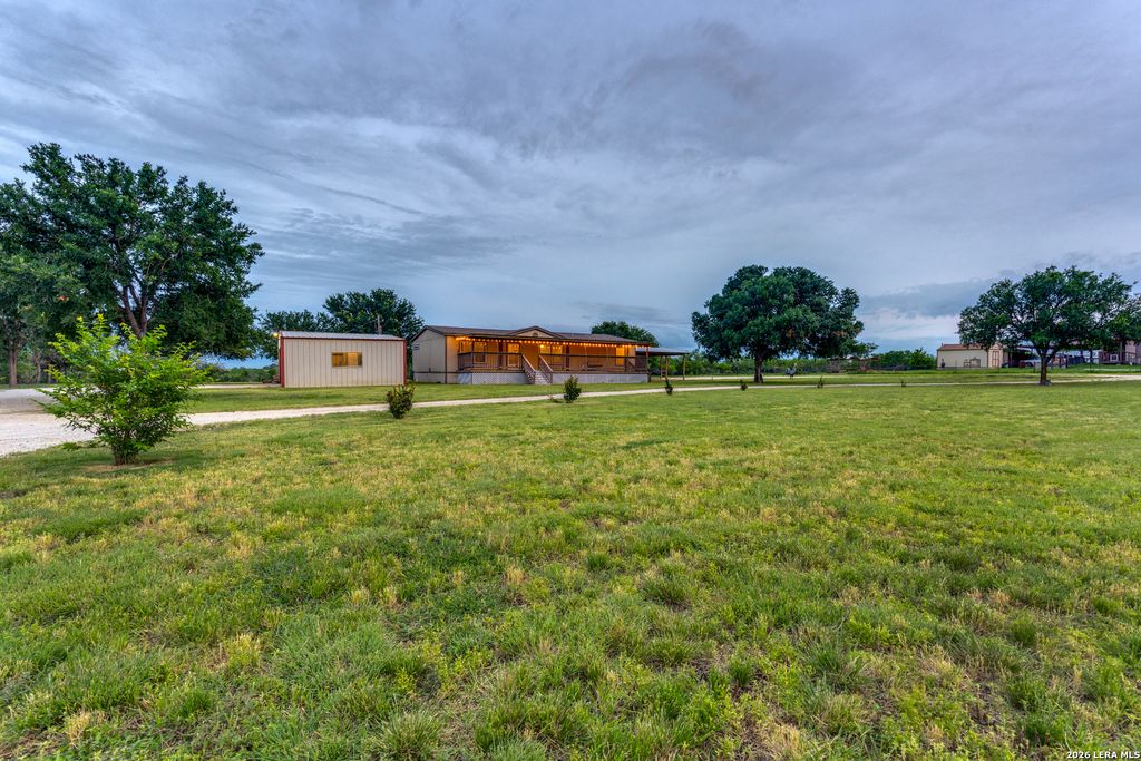 Photo of 337 DEWEY LN, Seguin, TX 78155 (MLS # 1969624)