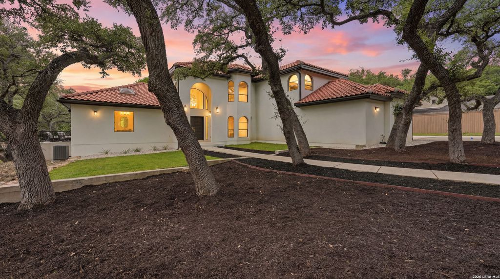 Photo of 8711 Deer Leap, Boerne, TX 78015 (MLS # 1991391)