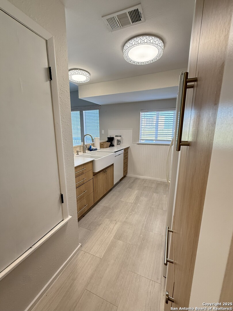 Search 6877 State Highway 361 30