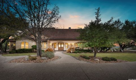 Photo of 136 Park Ridge, Boerne, TX 78006 (MLS # 1948936)