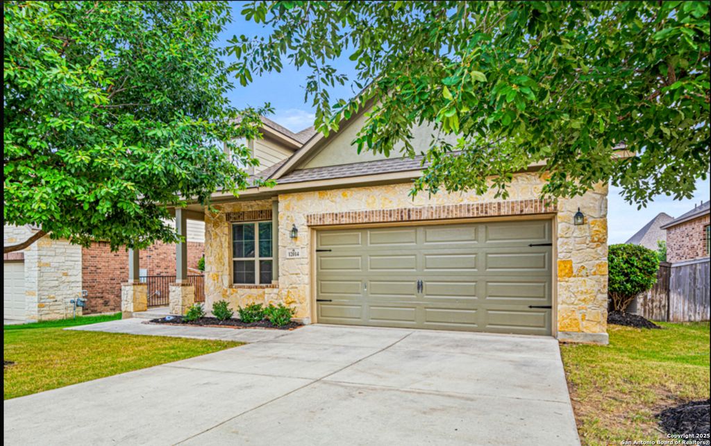 Photo of 12014 Bailey Hills, San Antonio, TX 78253 (MLS # 1925578)