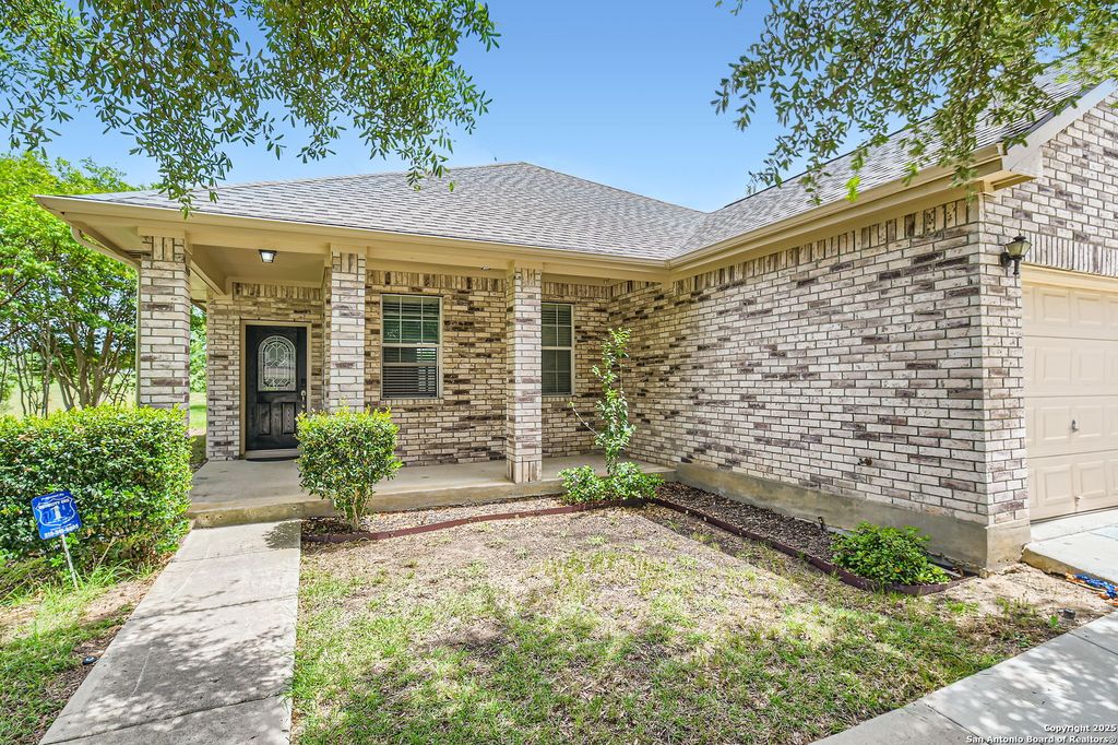 Photo of 3730 Columbia Dr, Cibolo, TX 78108 (MLS # 1874541)