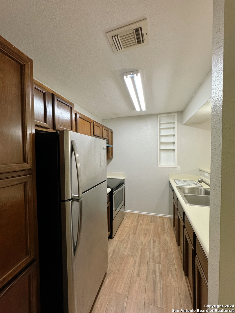 4107 Medical Dr 5208