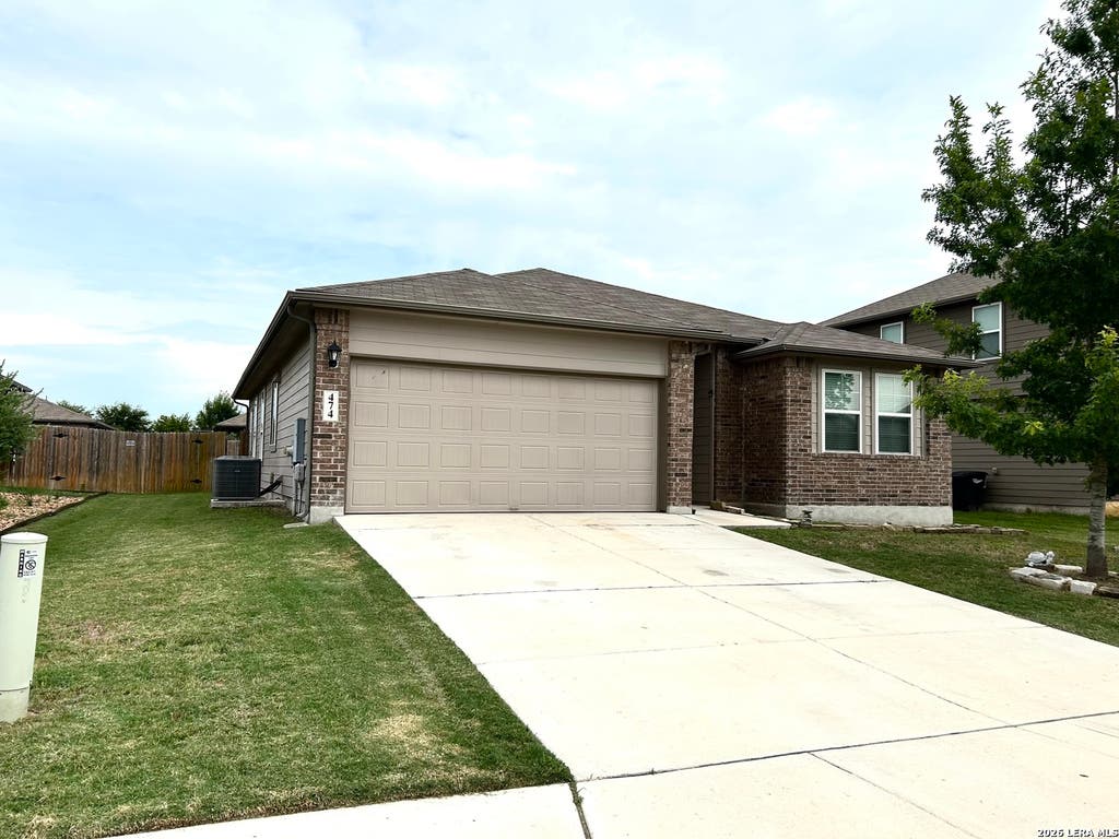 Photo of 474 CENTINELA ST, New Braunfels, TX 78130 (MLS # 2011179)