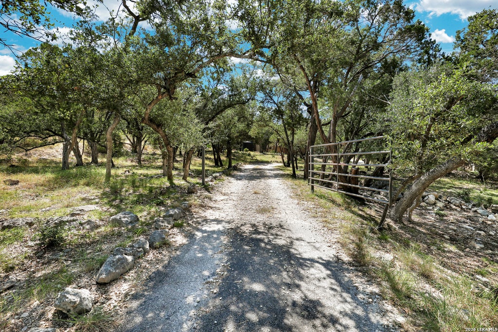 Photo of 1202 Flagstone Dr., San Antonio, TX 78260 (MLS # 2013063)