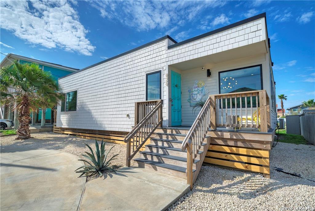 Photo of 626 La Juana Court, Port Aransas, TX 78373 (MLS # 2015044)