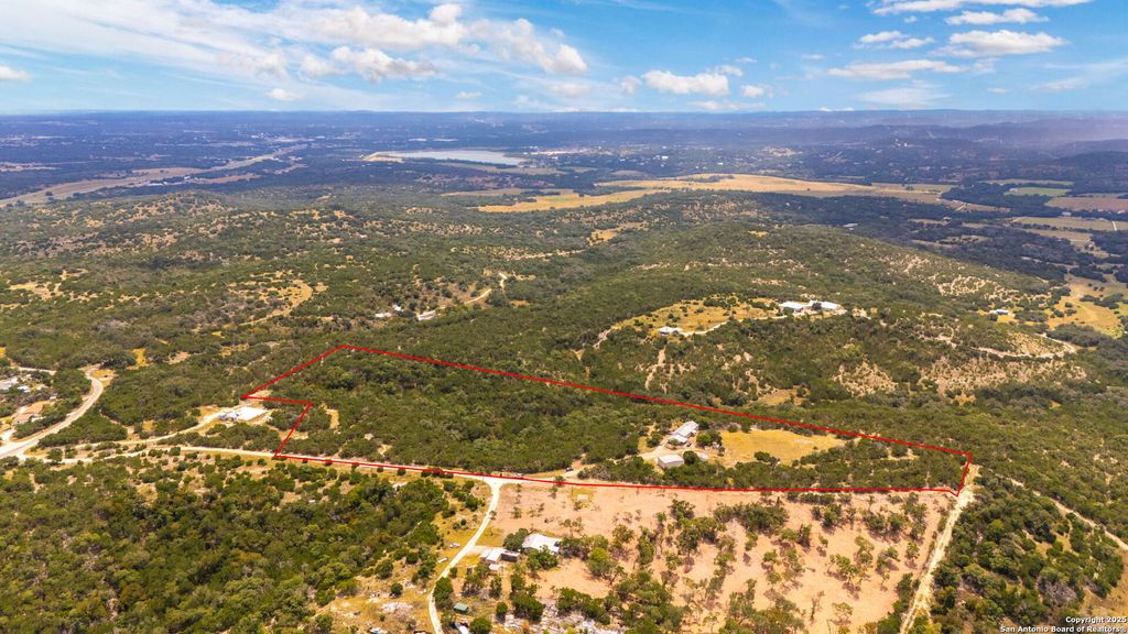 Photo of 105A Jennifer, Boerne, TX 78006 (MLS # 1891451)