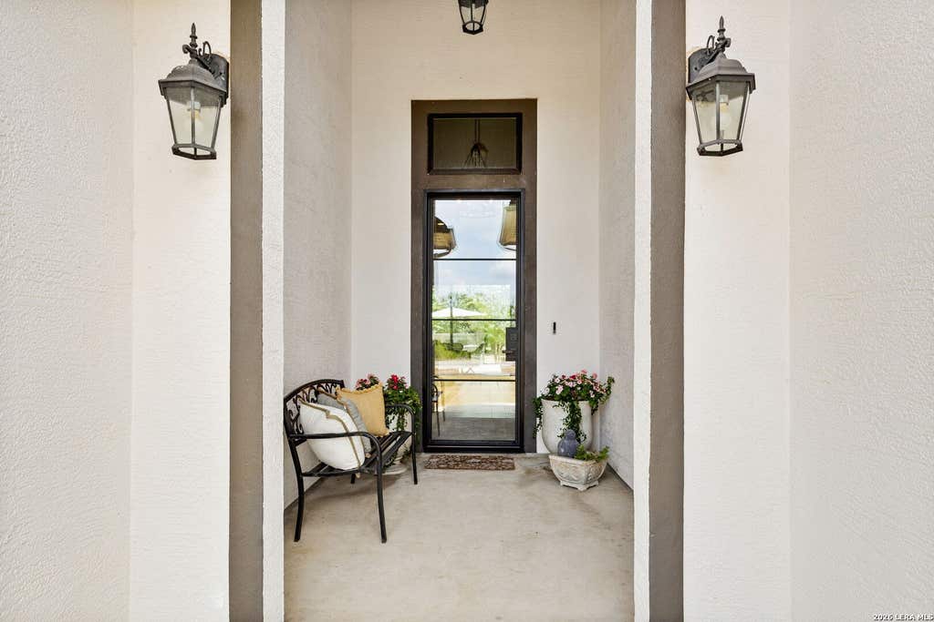 Photo of 1147 POWDER RIDGE RD, New Braunfels, TX 78132 (MLS # 1993436)