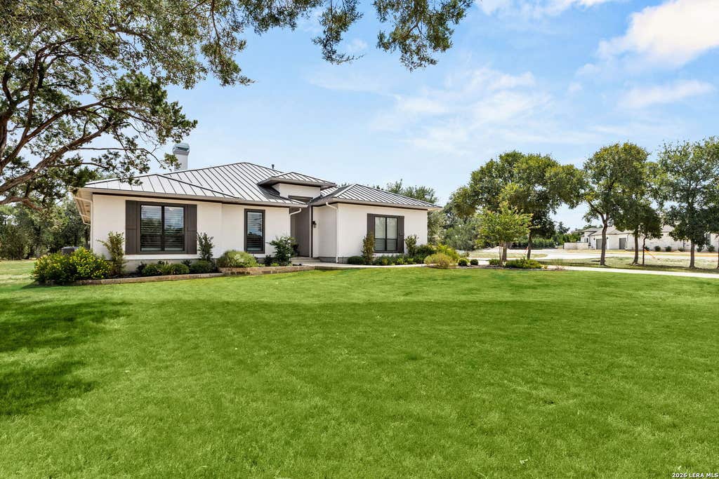 Photo of 1147 POWDER RIDGE RD, New Braunfels, TX 78132 (MLS # 1993436)