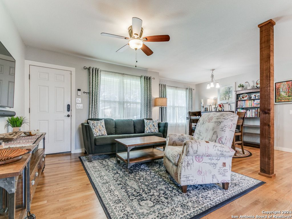 Photo of 107 BLAKELEY DR, San Antonio, TX 78209 (MLS # 1911758)